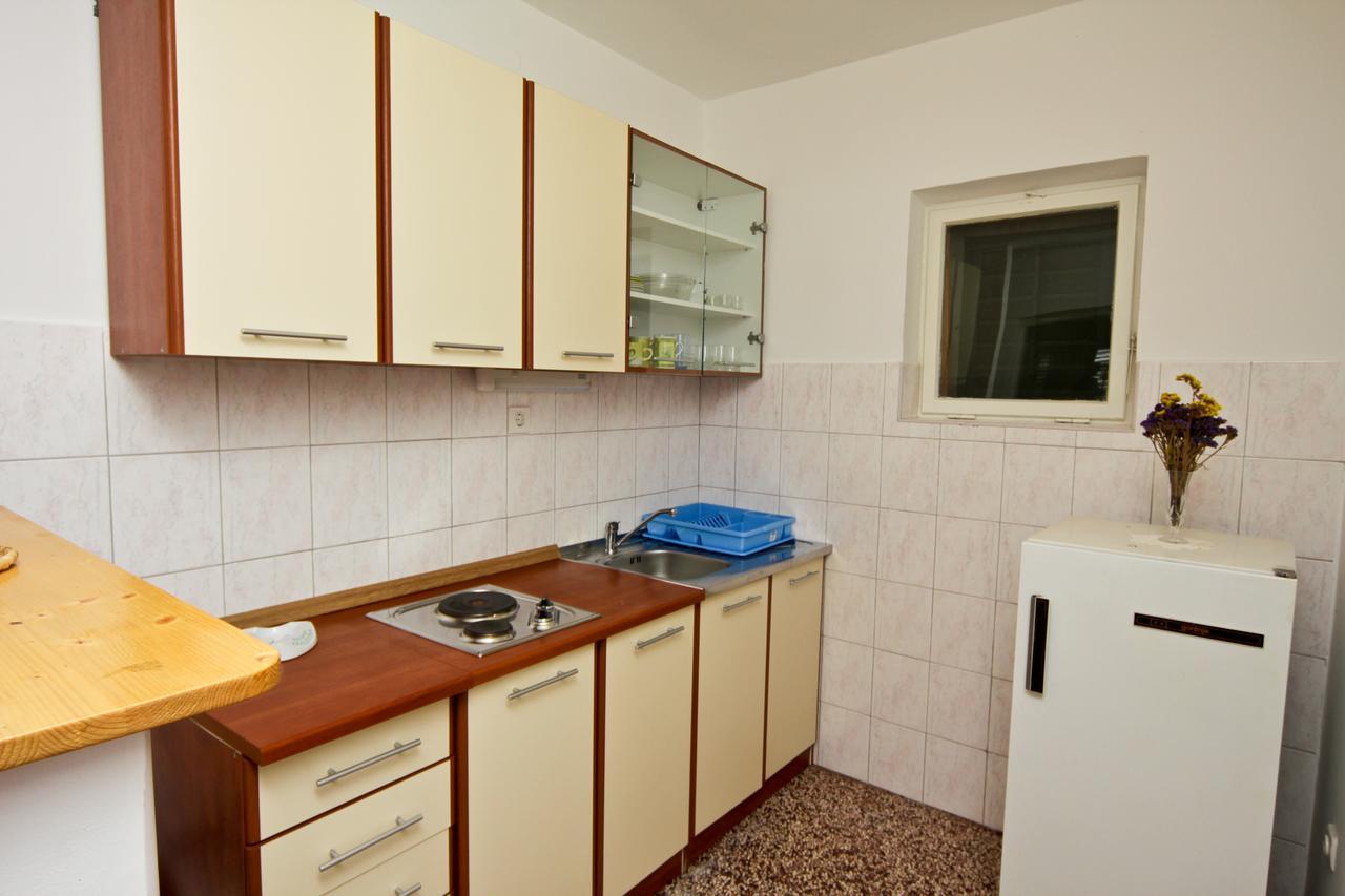 Apartments Ivanko Zavala Exterior photo